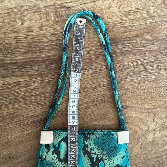 Vintage Y2K Carvela mini bag small snakeskin handbag turquoise - Picture 10 of 11
